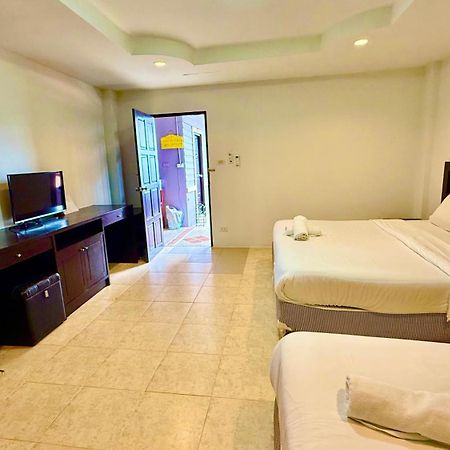 Hill Side Patong Hotel Екстер'єр фото