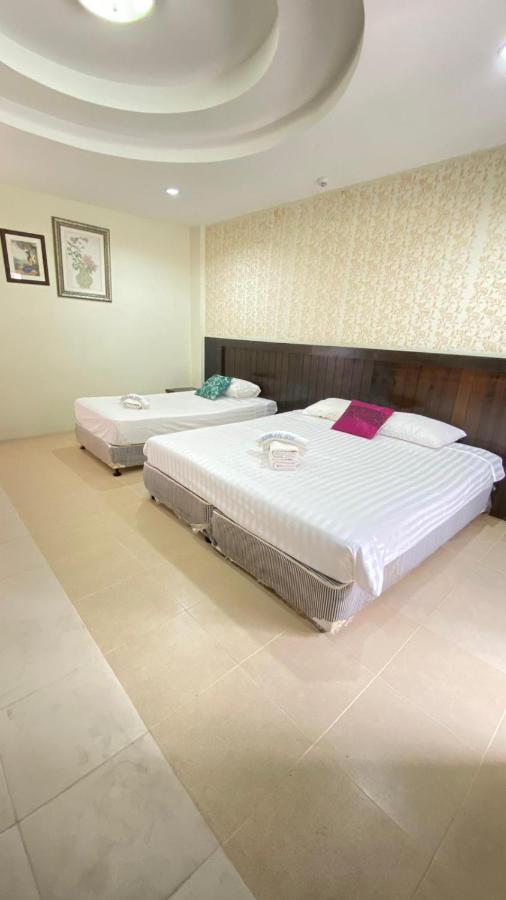 Hill Side Patong Hotel Екстер'єр фото
