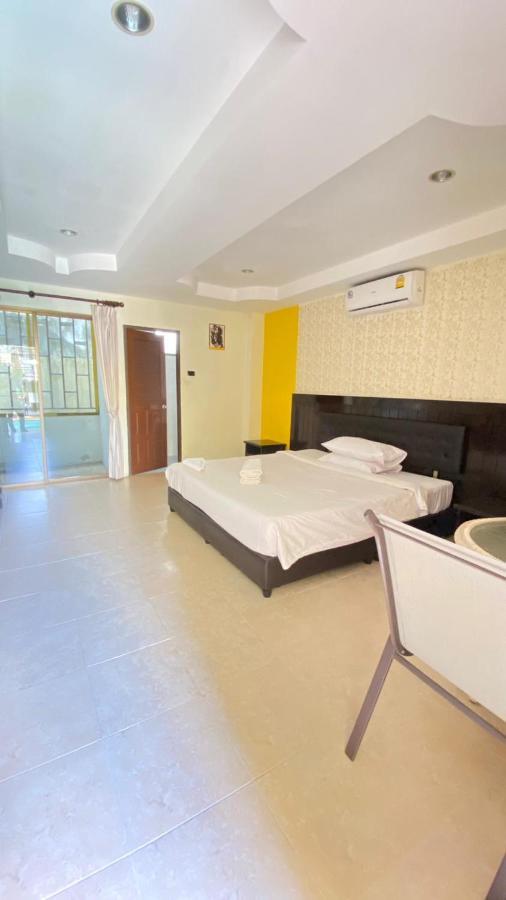 Hill Side Patong Hotel Екстер'єр фото