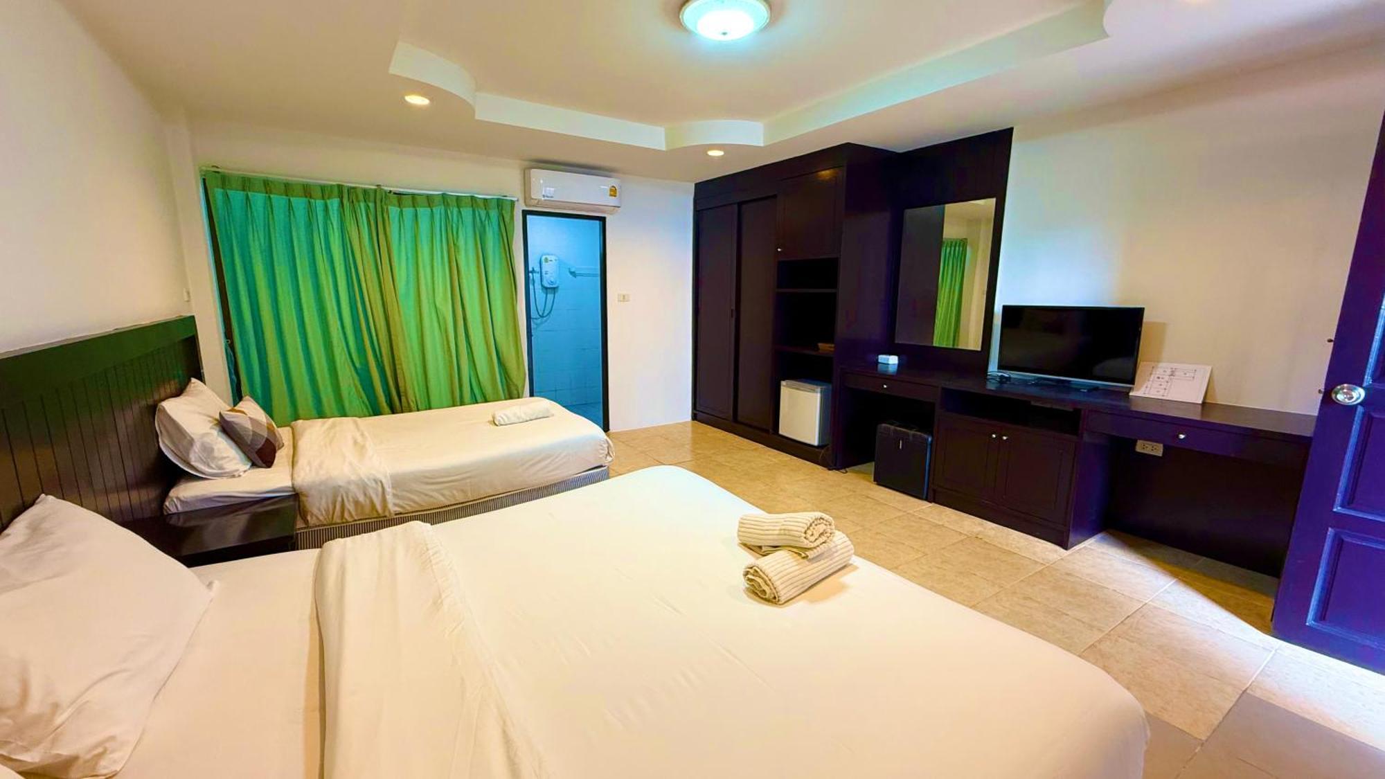 Hill Side Patong Hotel Екстер'єр фото