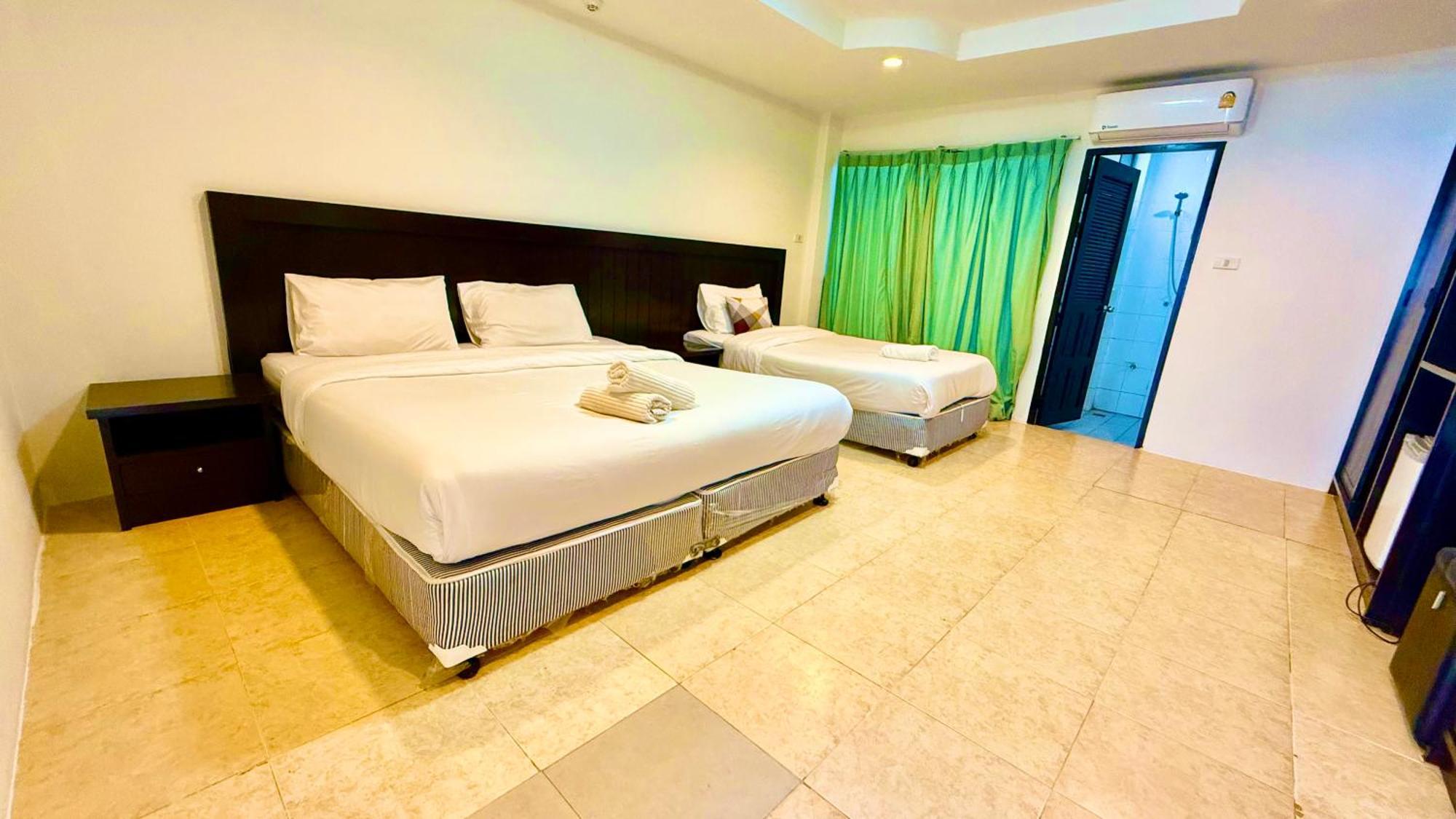Hill Side Patong Hotel Екстер'єр фото