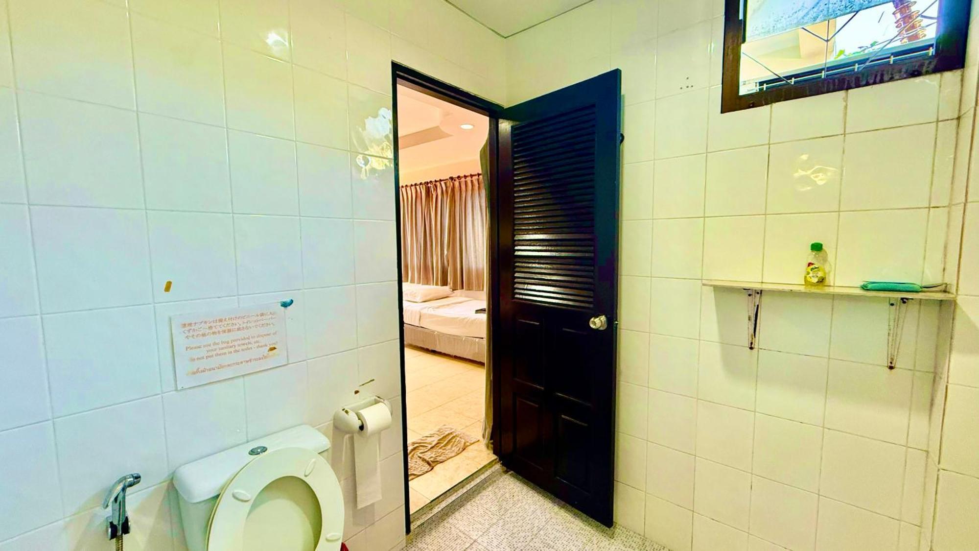 Hill Side Patong Hotel Екстер'єр фото